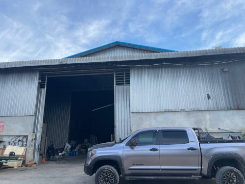 ឃ្លាំងជួលនៅសែនសុខ សង្កាត់ក្រាំងធ្នង់