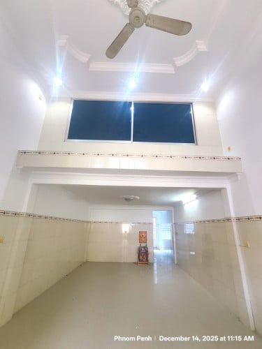 ផ្ទះល្វែងលក់