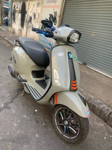 ម៉ូតូ​លក់​ប្រញាប់​លុយ