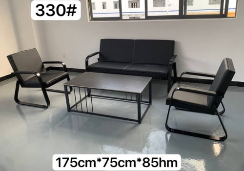 សាឡុងជើងដែក