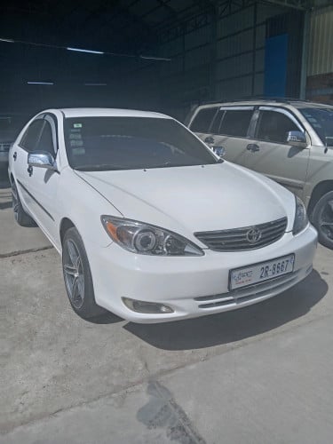 ឡានស្អាត់