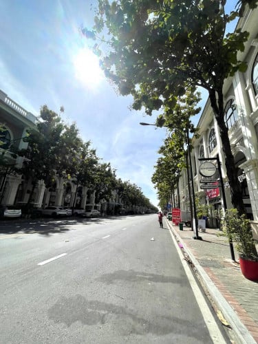 ផ្ទះអាជីវកម្ម 2 ល្វែង | Shophouse for (2) Rent