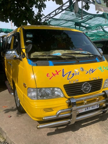 ឡានស្អាតៗឆ្នាំ 2001