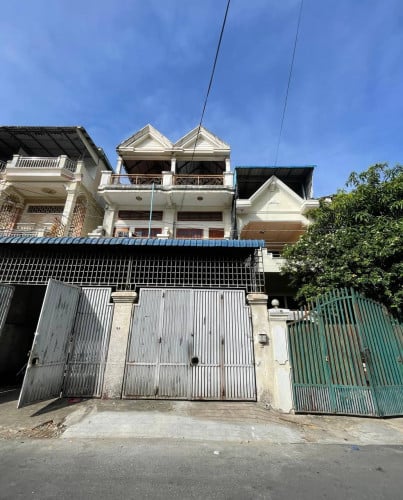 ផ្ទះសម្រាប់ជួល នៅបឹងត្របែក | House for rent at Boeng Trabaek