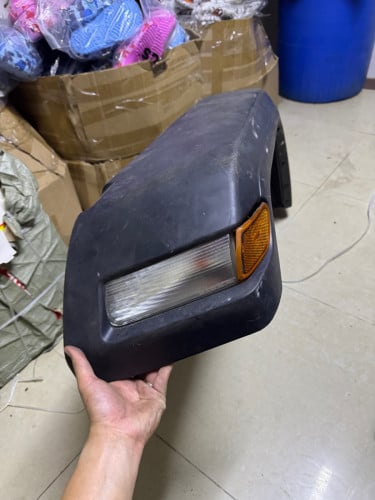 គែមកង់​ Jeep​ ឆ្វេង លក់ធូរៗ