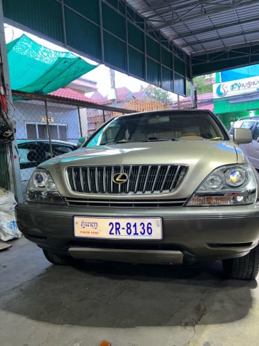 ថ្មីណាស់Lexus 99 ប៉ុង​ 1
