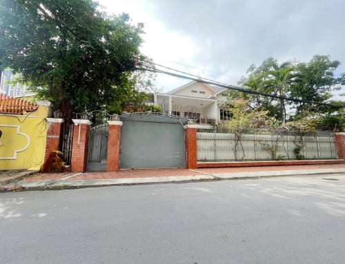 វីឡាសម្រាប់ជួល នៅទន្លេបាសាក់ | Villa for rent in Tonle Basak