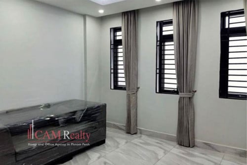 10 storeys apartment building for rent in Russian Market