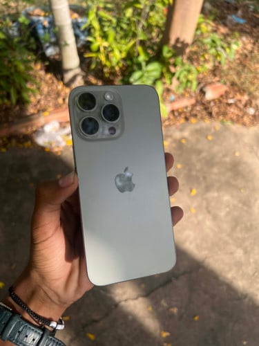 15pro mix 256G LL/A ESiM ថ្ម100% សាក់ថ្មបាន 171 ដង់ស្អាត់98% សំនុំហ្សីន លក់ 680$