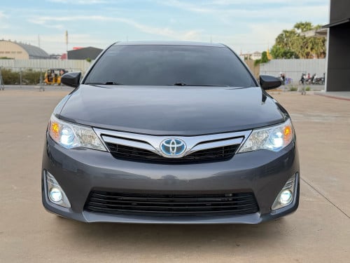 2012 - ហ្វូល​ . XLE . hybrid  បេីកដំបូល​