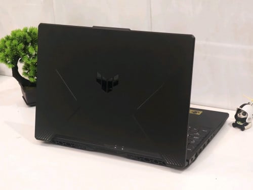 ASUS TUF FA506NF (99.98%)