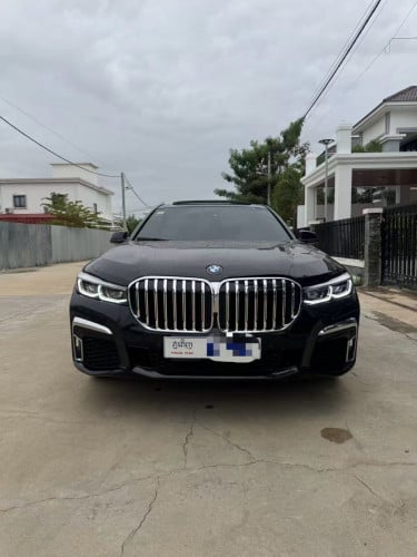 BMW740Li     2012rise2022