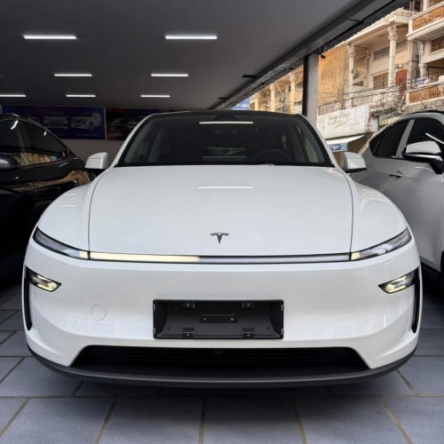 Brand New Tesla Model Y+ AWD 719km Year 2025 -Juniper Launch Edition តម្លៃចរចារគ្នាបាន