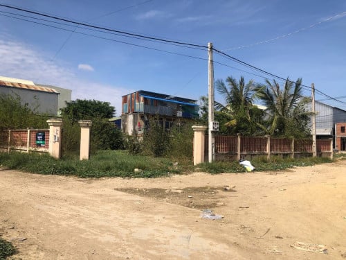 Corner Land Urgent Sale Near National Road No. 4. Khan Porsenchey.