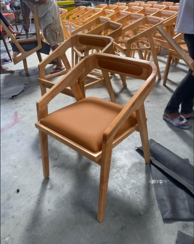 Dining chair