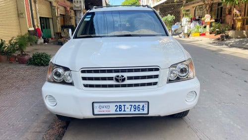 Highlander 2003 V4 ប៉ុង1 កៅអីចុច ក្នុងប្រផេះ