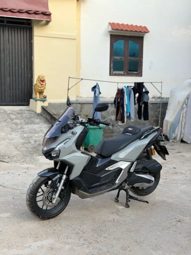 Honda ADV 160 2025 NCX