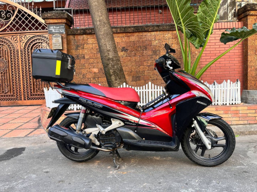 HONDA AIRBLEADE 880$(110cc,year 2019,from Japan)have ID crad មានកាតគ្រី