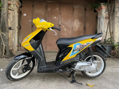 Honda Icon 2012 New90%មានពន្ធកាតគ្រីស្លាកលេខ