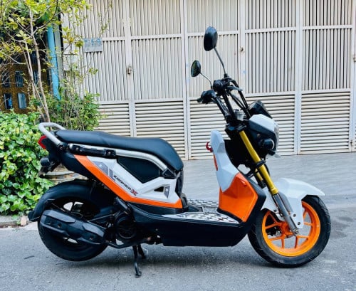 HONDA ZOOMER 810$,110cc,year 2017,from Japan)have ID crad មានកាតគ្រី