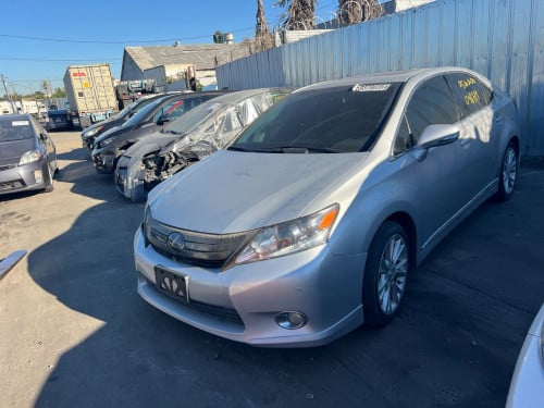 HS 250h Full Premium 2011 ដល់ផែ 11-01-26