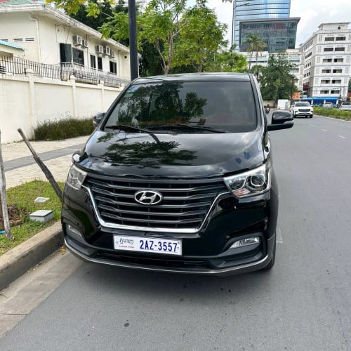 Hyundai H1 2019