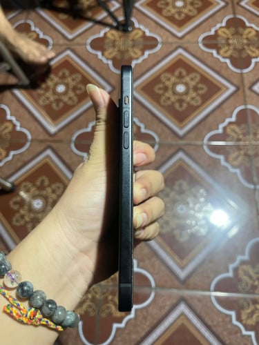 IPhone 15 plus 99.99%