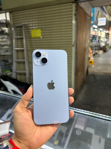 Iphone14plus 128G LL/A ប្រើESIM ជាំអេក្រង់តិច ដូររូប មានស្គេន