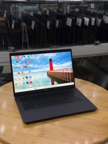 Latitude 7310/ ជំនាន់ទី10