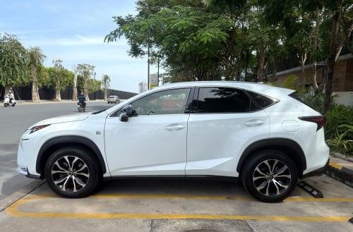 Lexus NX200T Fsport 2016 សុីន✅ក្នុងឈឺរី🍒