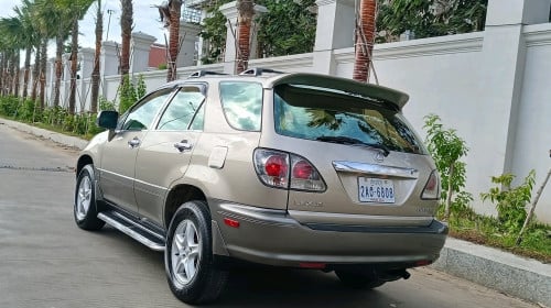 LEXUS RX300