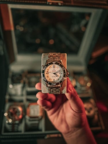 Omega Seamaster Diver ម៉ាស៊ីន​ ​Automatic