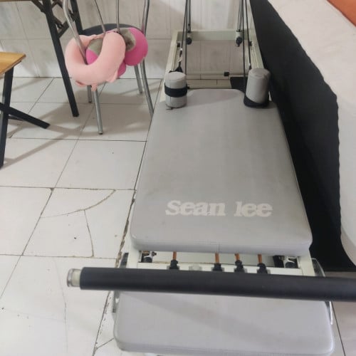 Pilates reformer