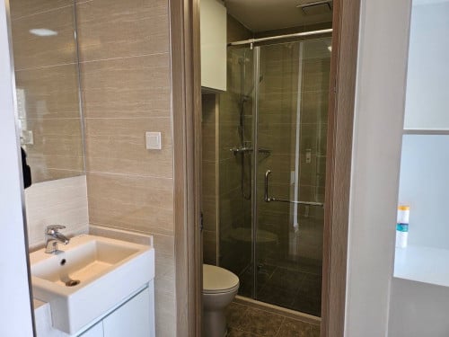 R&F miro available rent