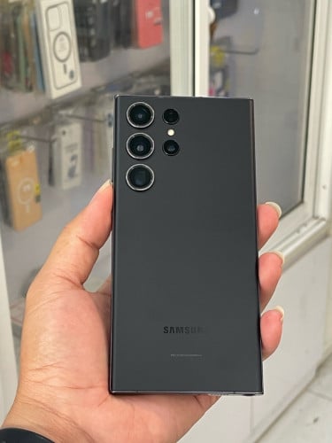 S23 ultra ក្រុមហ៊ុន ស៊ីម ២ 512G ស្អាត98%