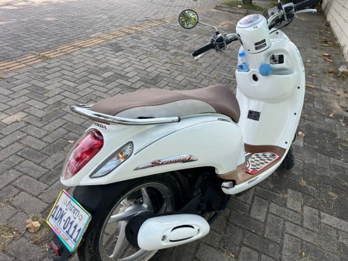 Scoopy-2015 ប្រើផ្ទាល់ នៅអ៊ែម