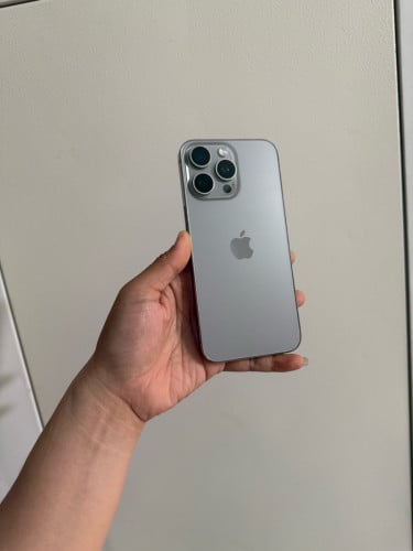 Sell 15pro max 512g Zp Sim1+Esim Scan 99%