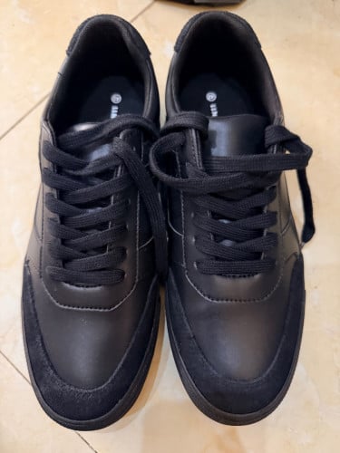 Ten 11 new 100% / size 42