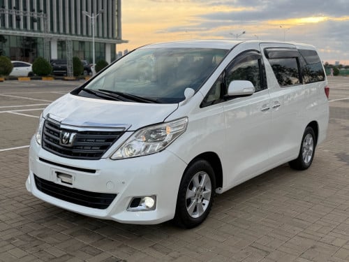 Toyota Alphard 2013 ( ក្រដាសពន្ធថ្មី )