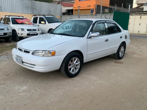 Toyota Corolla ឆ្នាំ 2000 ឡានស្អាត