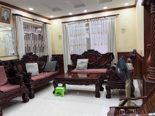 Villa 6room near dolphin 5000$