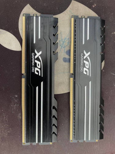 XPG Gaming RAM DDR4 Desktop 16Gb