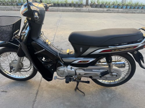 សួរស្តីបងប្អូន