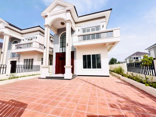 វីឡាទោលប្លង់រឹង