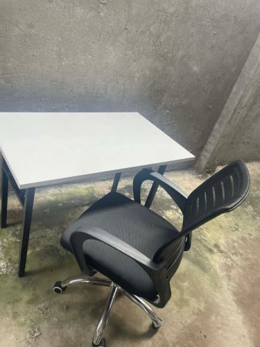 មួយឈុតមួយទឹកនៅថ្មី