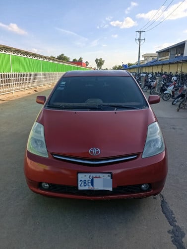 ឡានជិះលក្ខណៈគ្រួសារលក់ដូរស៊េរី