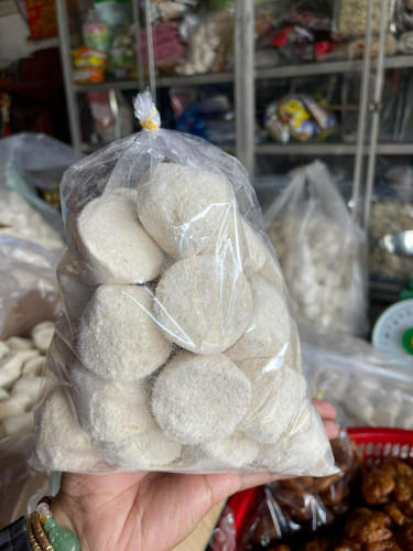 នំកន្ទក់ ឬ នំលាជ