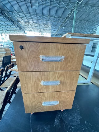 ទូក្បាល់គ្រែ