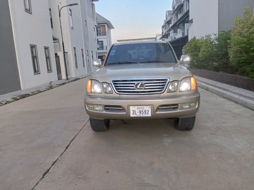 លក់ LX470 ឆ្នាំ 00 សាំង+ហ្គាស ឡានស្អាត ឯកសារគ្រប់