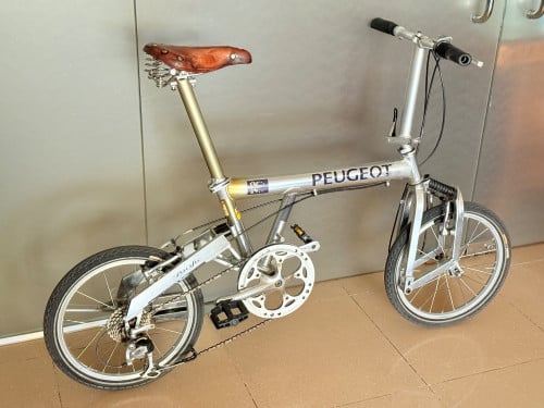 កង់បត់ម៉ាកPEUGEOT កែបស្បែក កម្រ